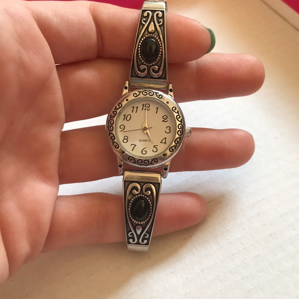 Stretchy Watch